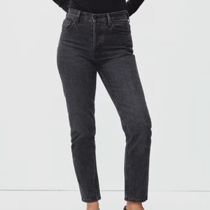 Everlane 90’s Cheeky Jean in Black
